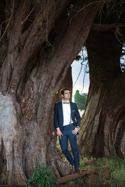 Modern Weddings magazine photo