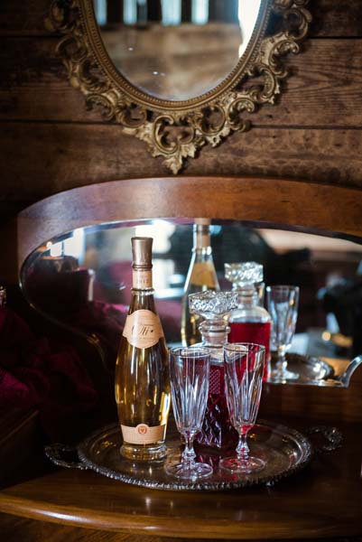 Modern Weddings magazine photo